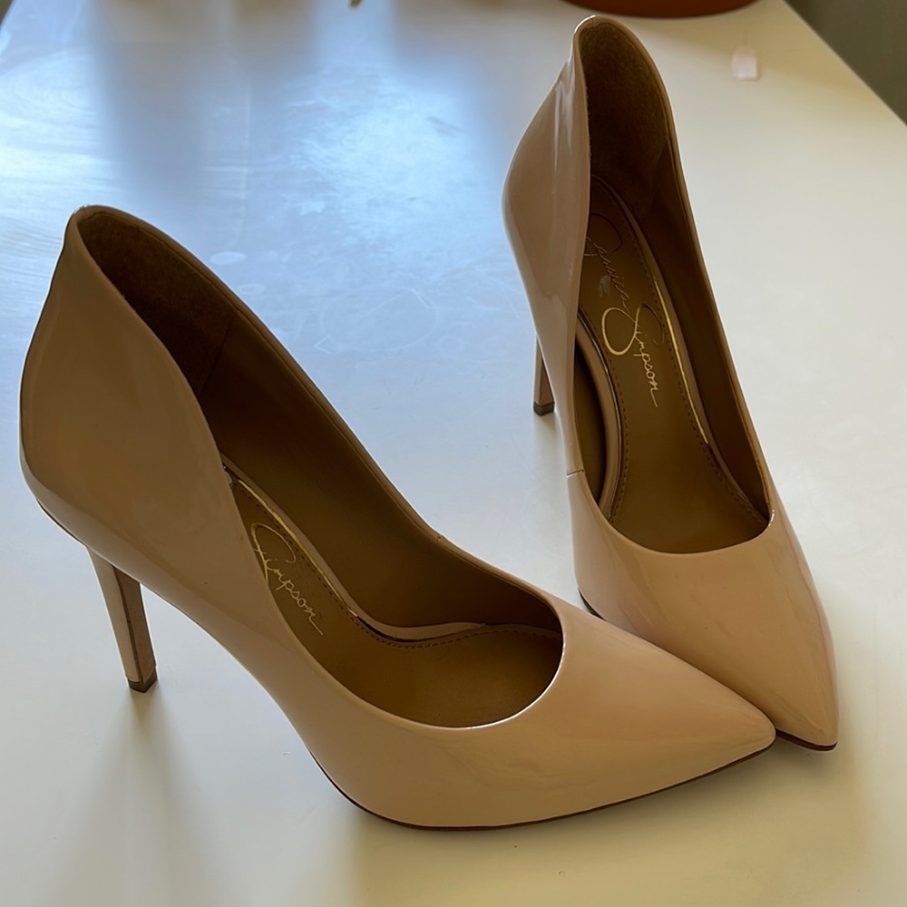 Jessica Simpson nude heels.